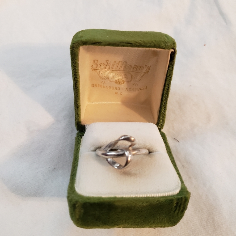 SWIRL DESIGNED RING 925 stamped